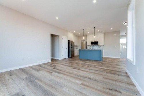 168 10 Avenue Se, Drumheller, AB - Indoor