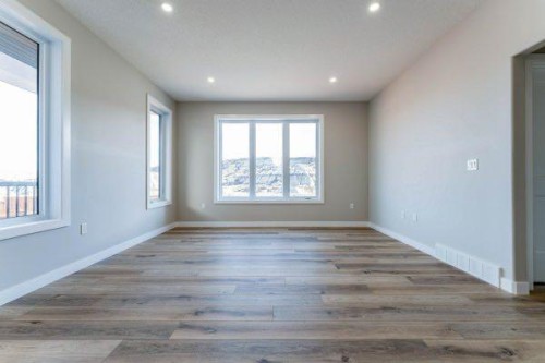 168 10 Avenue Se, Drumheller, AB - Indoor Photo Showing Other Room