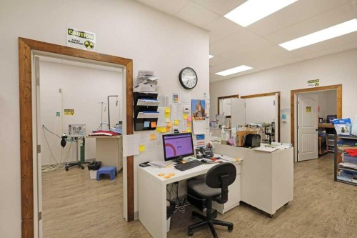 50 Upland Boulevard West, Brooks, AB 