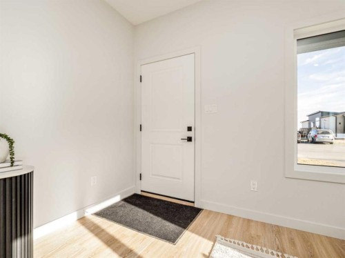 7038 48 Street, Taber, AB - Indoor Photo Showing Other Room