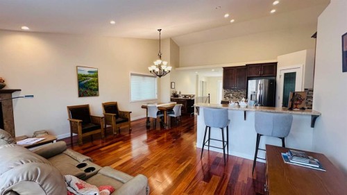 17 Garden Way, Drumheller, AB - Indoor