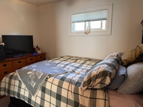 541 3 Avenue West, Drumheller, AB 
