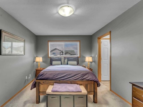 123 Upland Road West, Brooks, AB - Indoor Photo Showing Bedroom