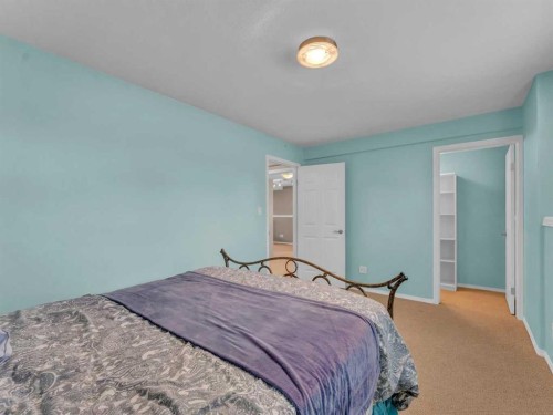 123 Upland Road West, Brooks, AB - Indoor Photo Showing Bedroom