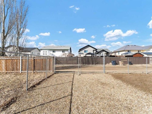 123 Upland Road West, Brooks, AB - Outdoor