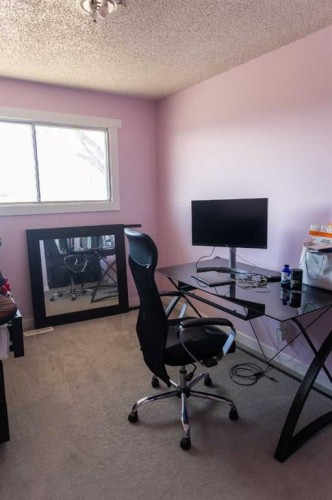 11977 154 Avenue, Calgary, AB 