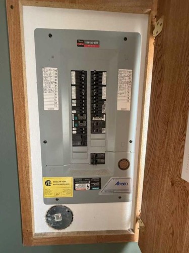 108 5 Avenue, Youngstown, AB - Indoor