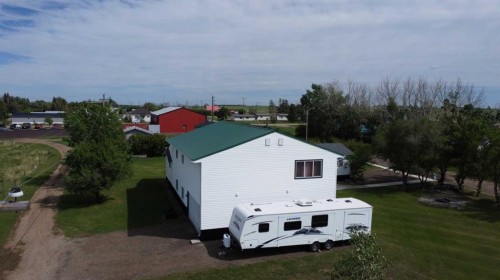 108 5 Avenue, Youngstown, AB - Outdoor