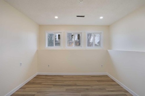 63 Ash Street West, Brooks, AB - Indoor Photo Showing Other Room