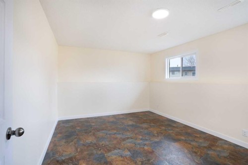 63 Ash Street West, Brooks, AB - Indoor Photo Showing Other Room