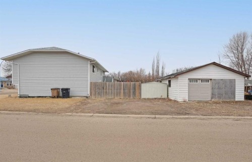 63 Ash Street West, Brooks, AB - Outdoor With Exterior
