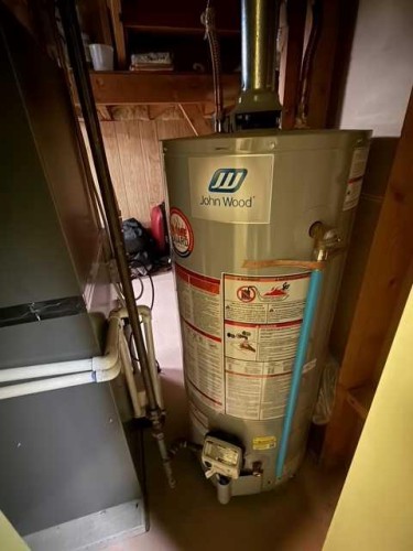 1023 2 Street Se, Drumheller, AB - Indoor Photo Showing Basement