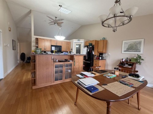 926 Newcastle Trail, Drumheller, AB - Indoor