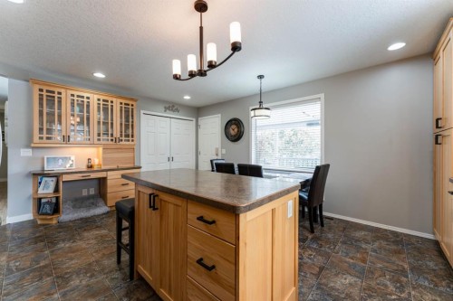 248 5 Street, Drumheller, AB - Indoor