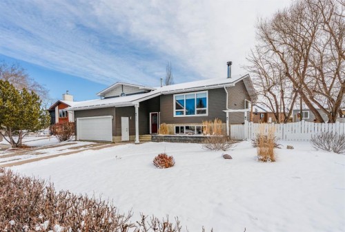 248 5 Street, Drumheller, AB - Outdoor