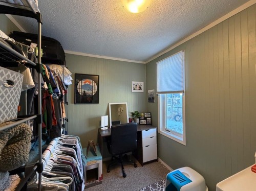 302 7 Avenue Sw, Drumheller, AB - Indoor Photo Showing Office