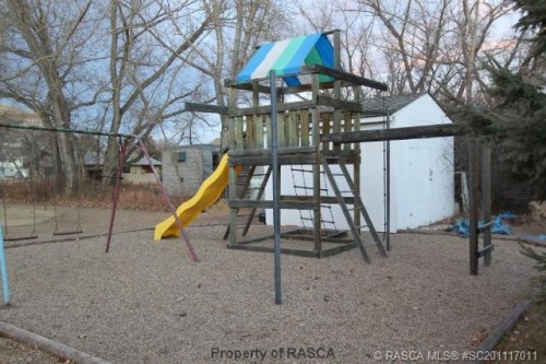 85 Michichi Drive, Drumheller, AB - Outdoor