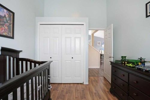 36 Laura Place, Duchess, AB - Indoor Photo Showing Bedroom