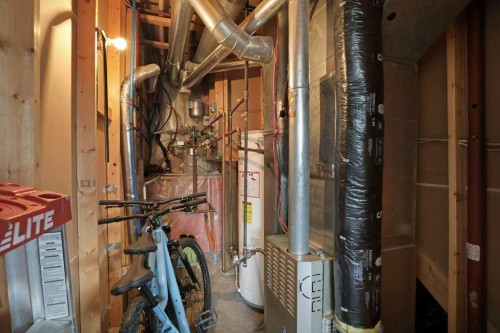 36 Laura Place, Duchess, AB - Indoor Photo Showing Other Room