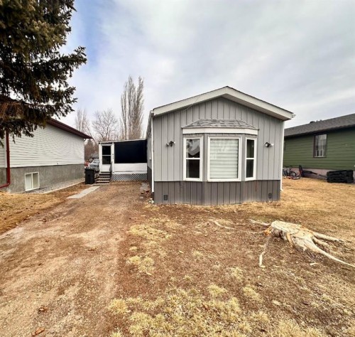 613 Iris Street, Rosemary, AB 