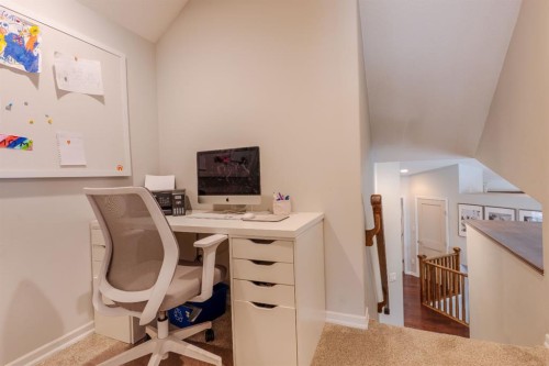 651 Greene Close, Drumheller, AB - Indoor Photo Showing Office