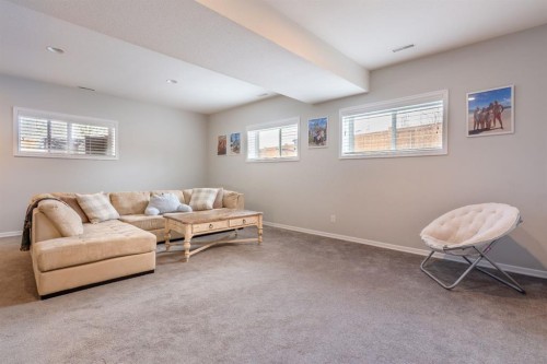 651 Greene Close, Drumheller, AB - Indoor