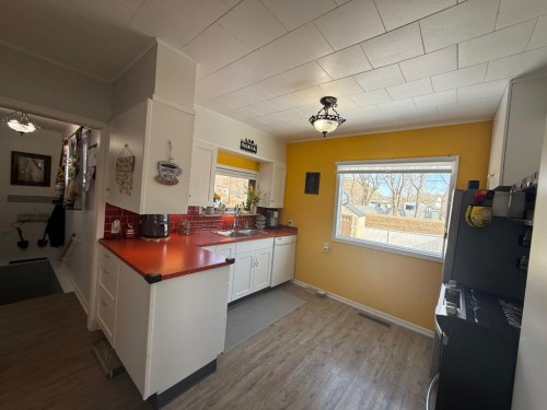 97 Villa Street, Drumheller, AB - Indoor