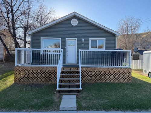 97 Villa Street  Drumheller, AB T0J 0Y1