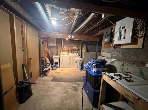97 Villa Street, Drumheller, AB - Indoor Photo Showing Basement