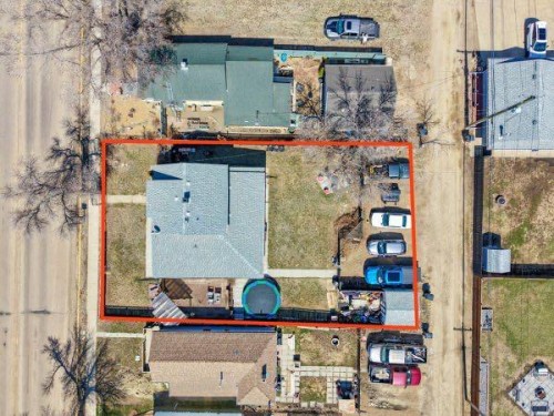 618 5 Street East, Drumheller, AB - 