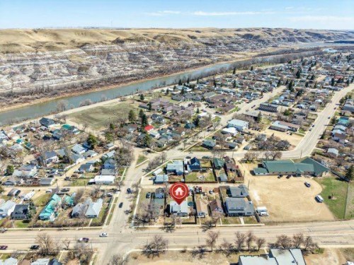 618 5 Street East, Drumheller, AB - Outdoor With View