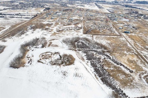 7005 53 Highway, Ponoka, AB 