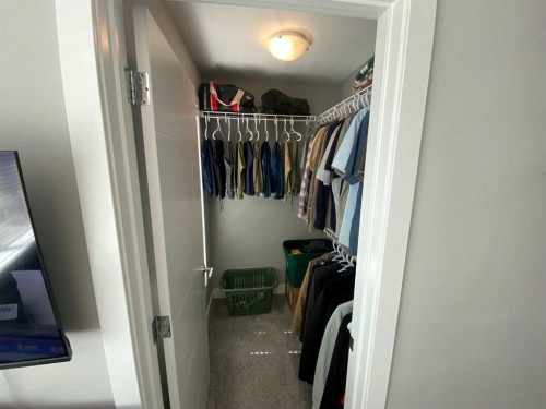 959 Miners Boulevard West, Lethbridge, AB - Indoor With Storage