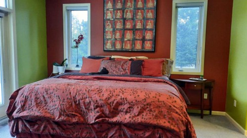 2070 Newcastle Trail, Drumheller, AB - Indoor Photo Showing Bedroom