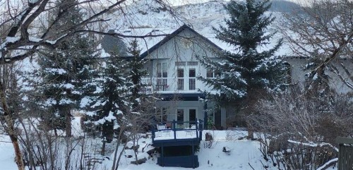 2070 Newcastle Trail, Drumheller, AB - Outdoor