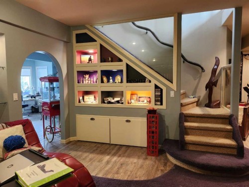 2070 Newcastle Trail, Drumheller, AB - Indoor Photo Showing Other Room