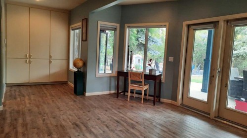 2070 Newcastle Trail, Drumheller, AB - Indoor Photo Showing Other Room