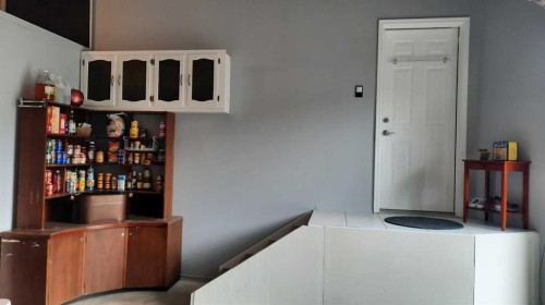 2070 Newcastle Trail, Drumheller, AB - Indoor Photo Showing Other Room