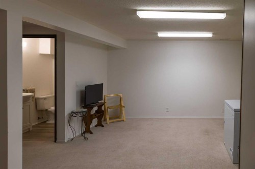 283 Abinger Crescent Ne, Calgary, AB - Indoor