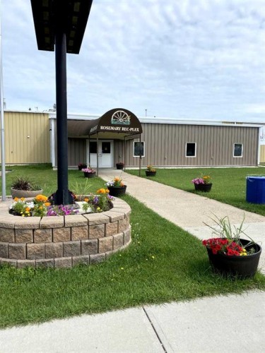 626 Iris Street, Rosemary, AB 