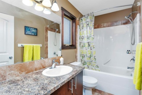 5221 Westridge Drive, Blackfalds, AB - Indoor Photo Showing Bathroom