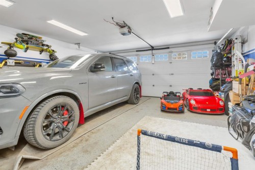 5221 Westridge Drive, Blackfalds, AB - Indoor Photo Showing Garage