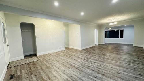 217 3 Street West, Munson, AB - Indoor Photo Showing Other Room