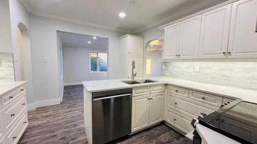 217 3 Street West, Munson, AB - Indoor Photo Showing Kitchen