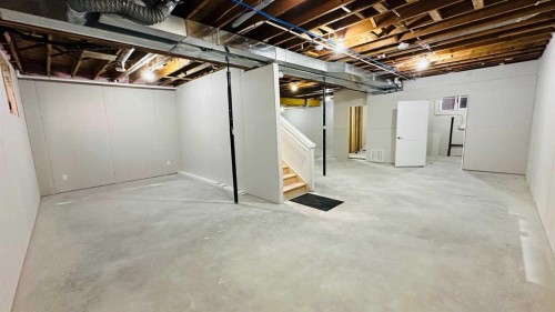 217 3 Street West, Munson, AB - Indoor Photo Showing Basement