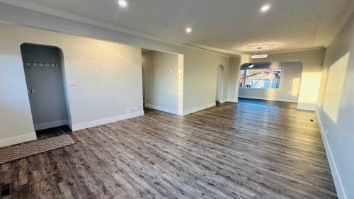 217 3 Street West, Munson, AB - Indoor Photo Showing Other Room