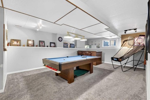 76 Crystalridge Crescent, Okotoks, AB - Indoor Photo Showing Other Room