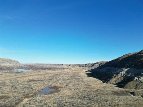 Se 6 28 18 W4 Highway 10, Drumheller, AB 