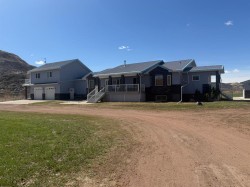 765 Excelsior Avenue  Drumheller, AB T0J 0Y9