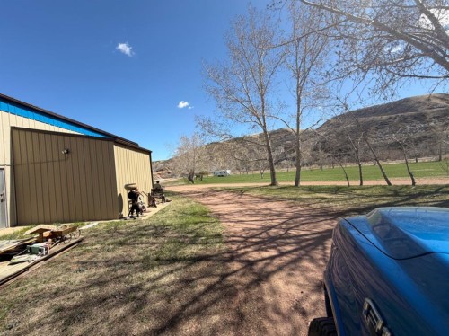 765 Excelsior Avenue, Drumheller, AB - Outdoor